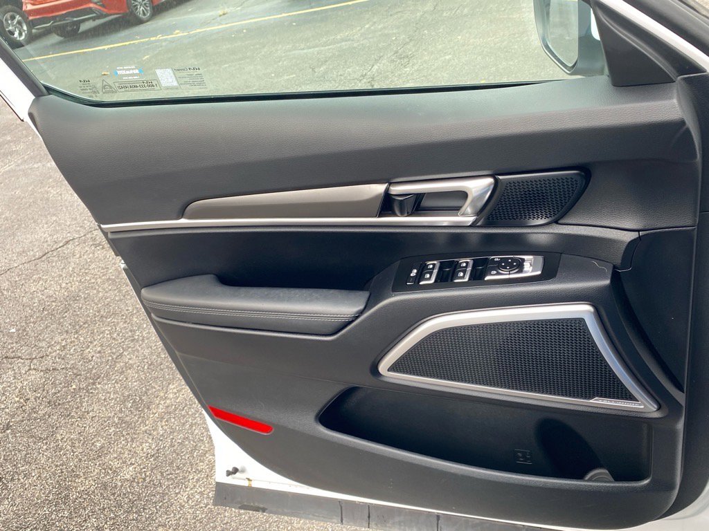 Used 2024 Kia Telluride S w/ S Sunroof Package image 24