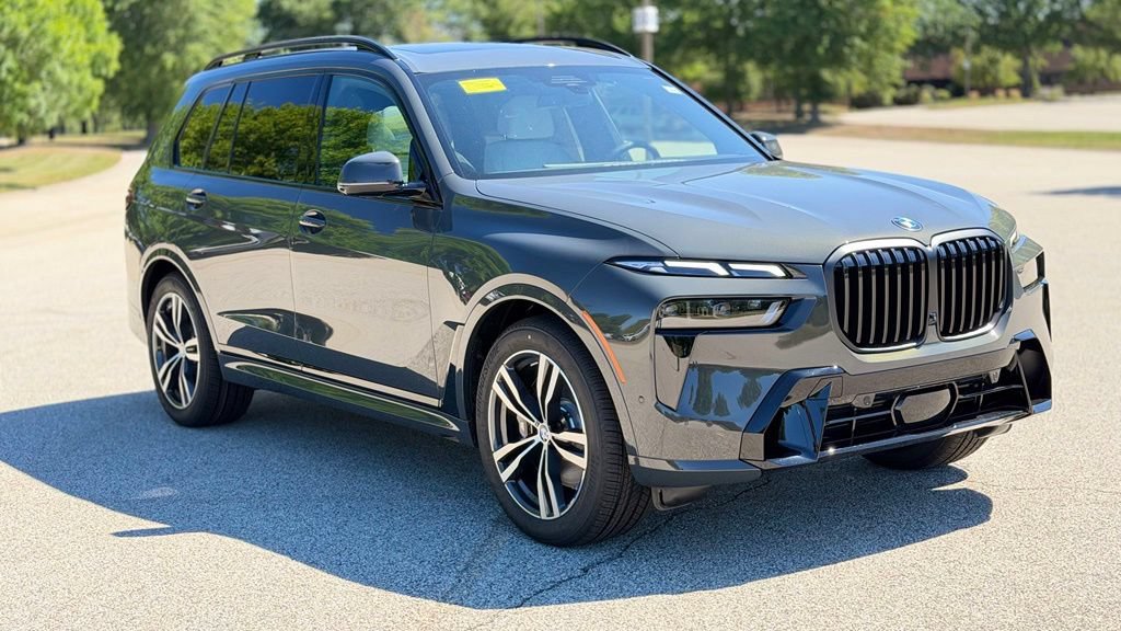 New 2027 BMW X7 xDrive40i w/ M Sport Package AWD/4WD image 10