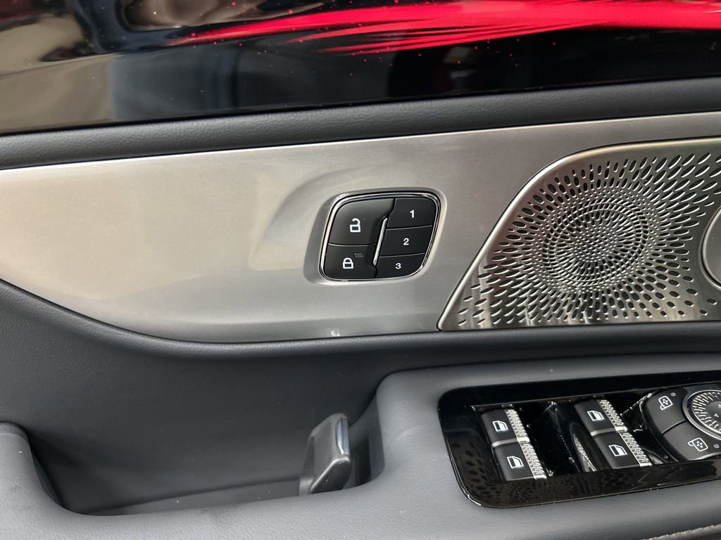 New 2026 Lincoln Nautilus Reserve image 13