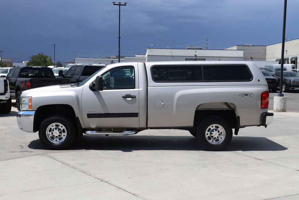 Used 2007 Chevrolet Silverado 2500 LT w/ 1LT Convenience Package AWD/4WD image 3