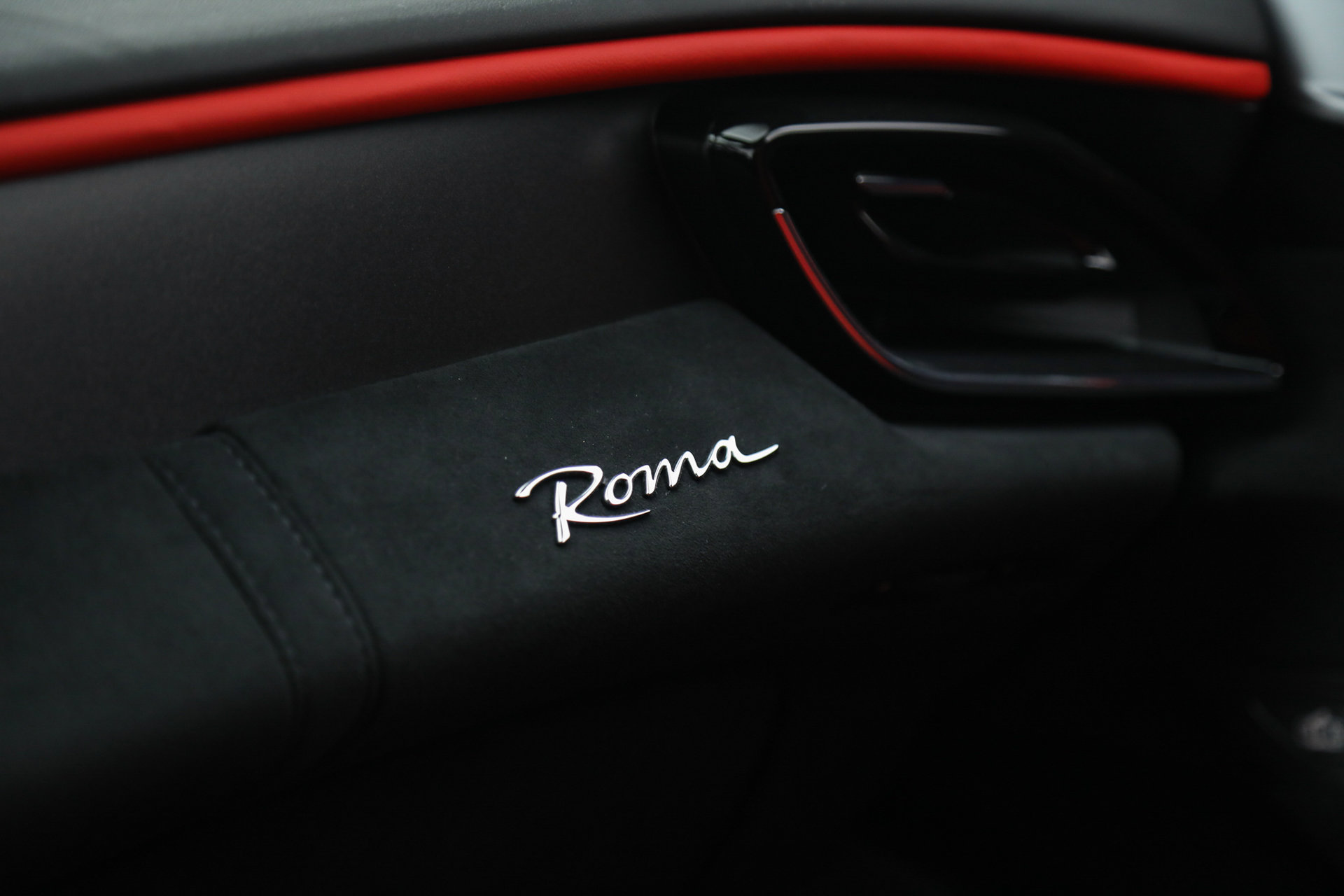 Certified 2022 Ferrari Roma image 27