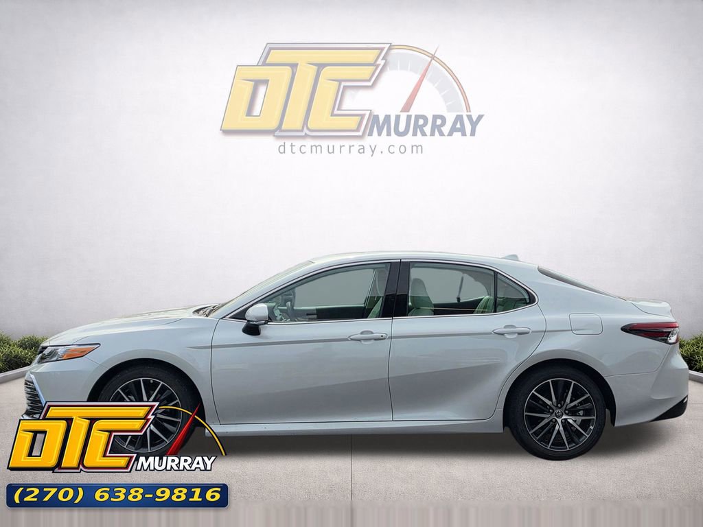 Used 2021 Toyota Camry XLE FWD video 1