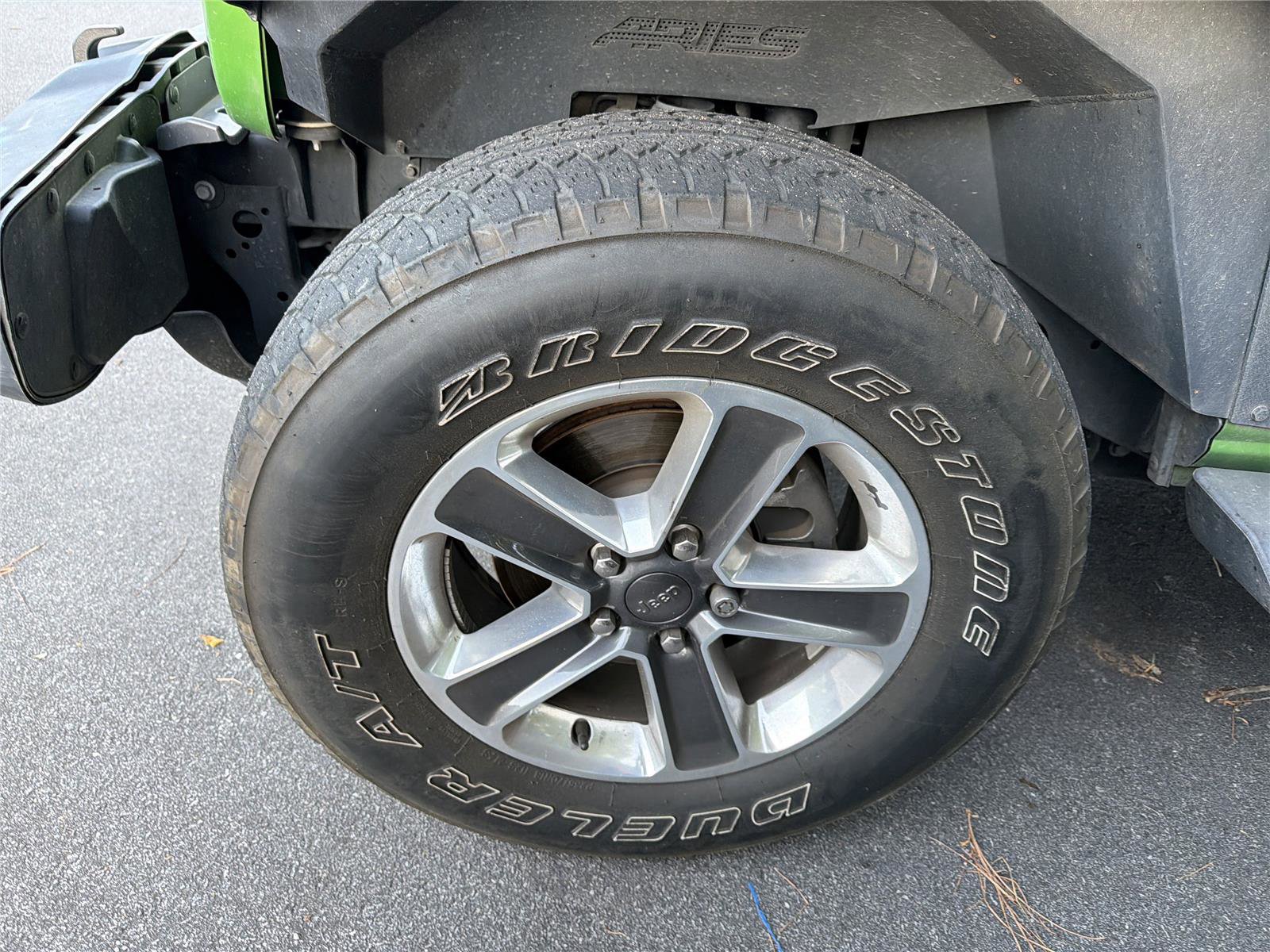 Used 2019 Jeep Wrangler Unlimited Sahara AWD/4WD image 8