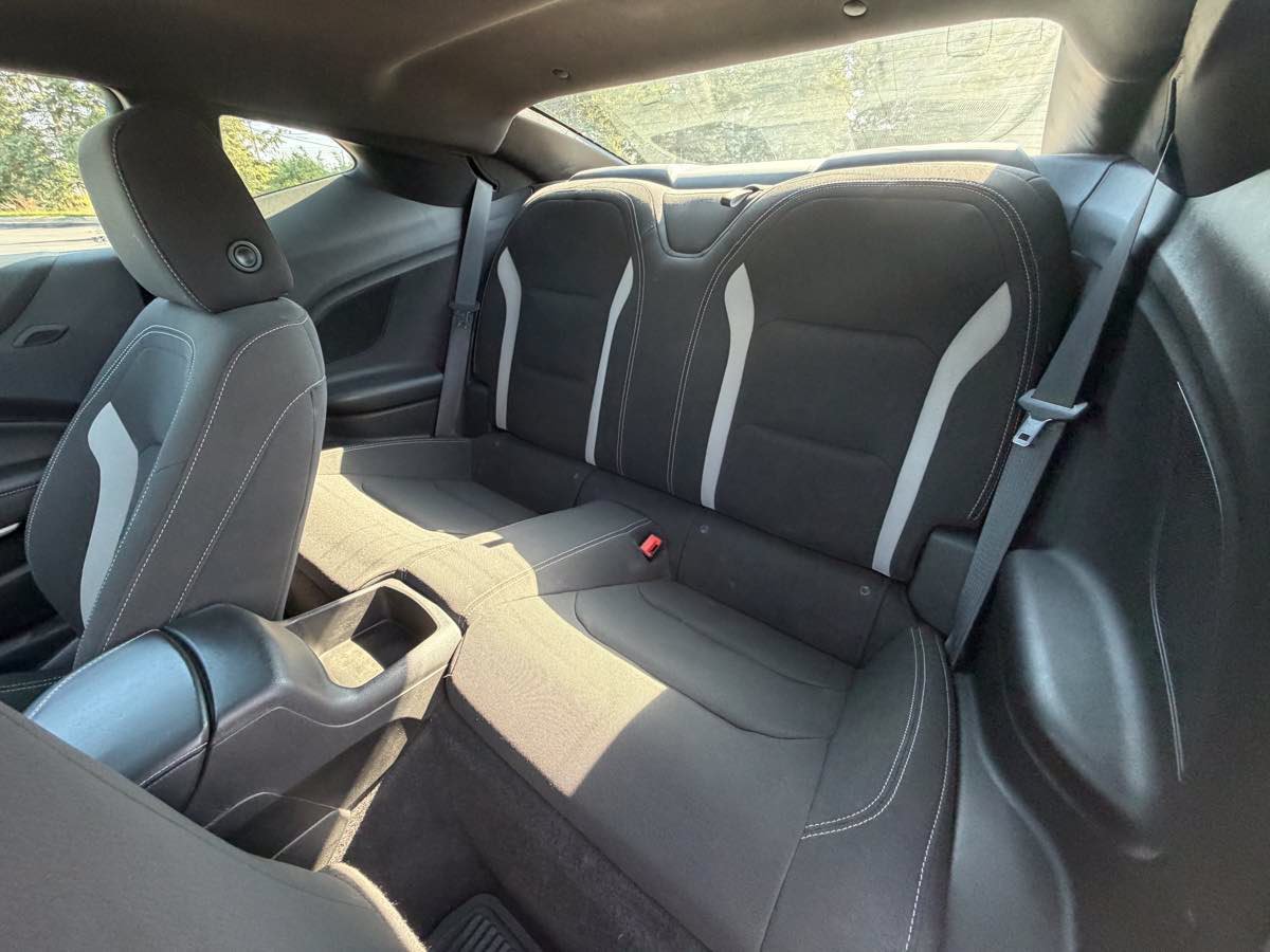 Used 2021 Chevrolet Camaro SS RWD image 11