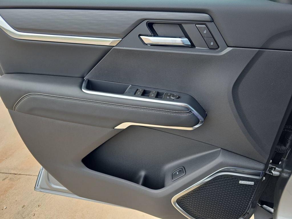 New 2026 GMC Acadia Elevation w/ Elevation Premium Package FWD image 28