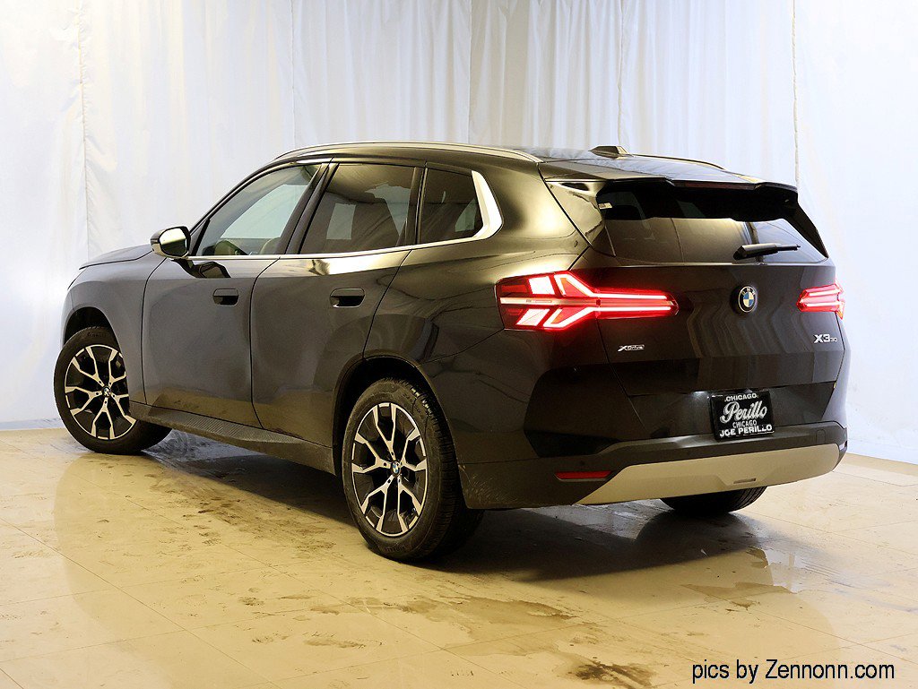 Used 2025 BMW X3 xDrive30i image 9