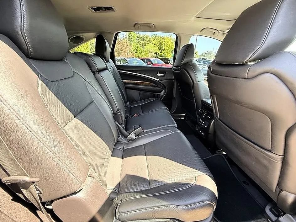 Used 2020 Acura MDX w/ Technology Package AWD/4WD image 31