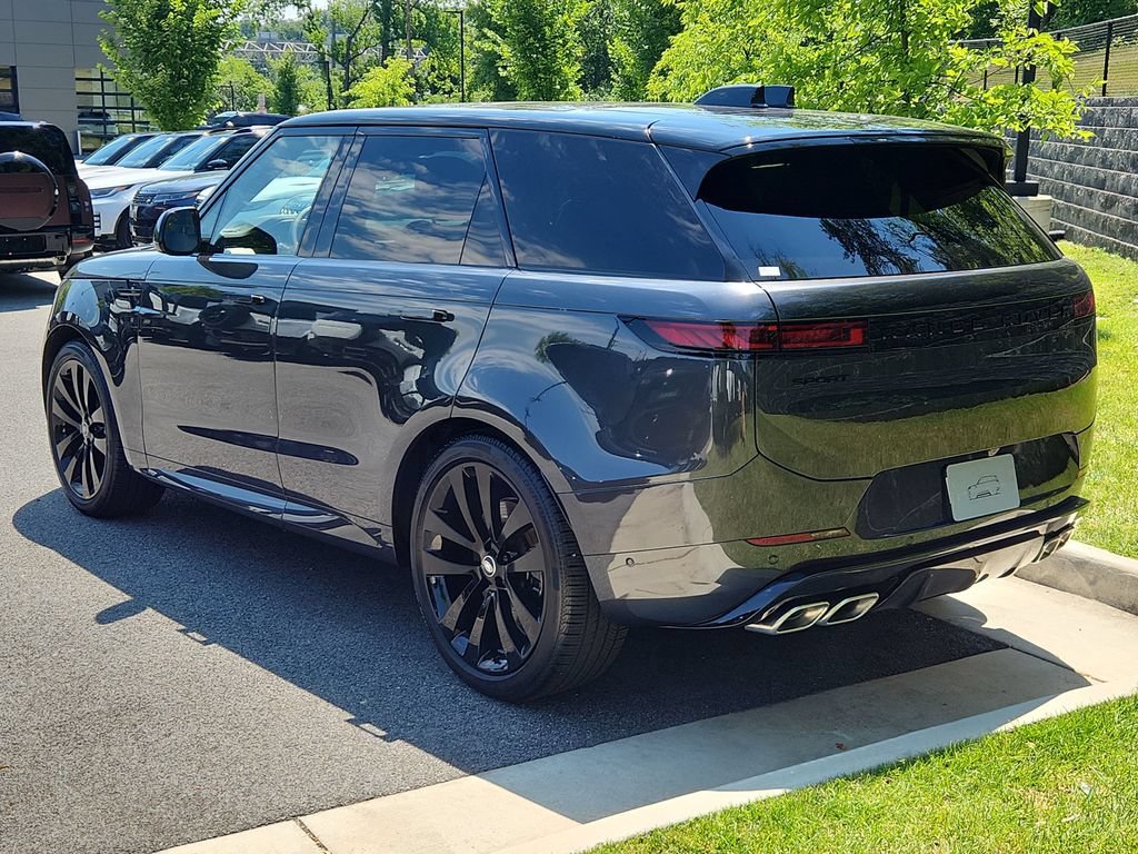 New 2025 Land Rover Range Rover Sport Dynamic SE AWD/4WD image 12