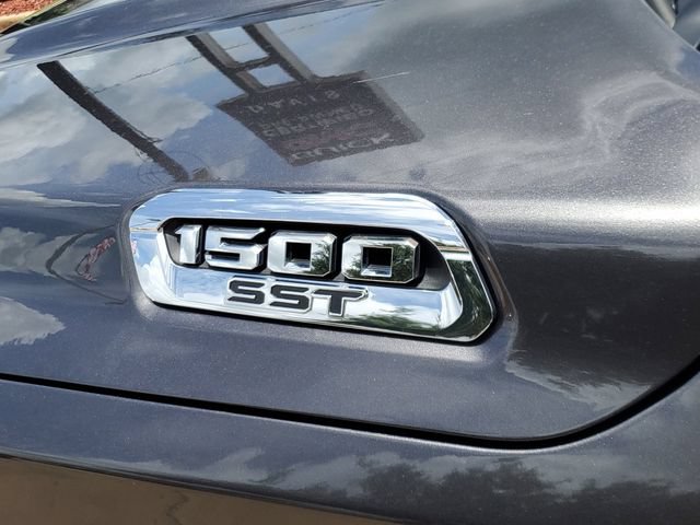 Used 2025 RAM 1500 Lone Star AWD/4WD image 9