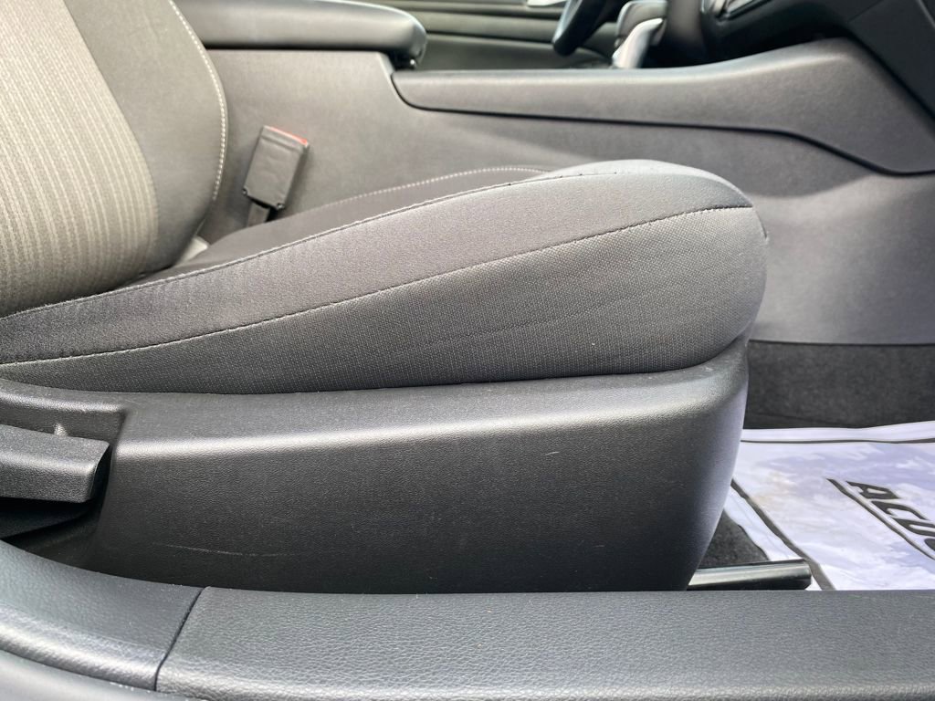 Used 2024 Nissan Altima 2.5 SV image 12