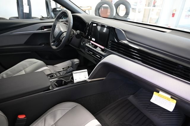 New 2026 Toyota Camry SE FWD image 13