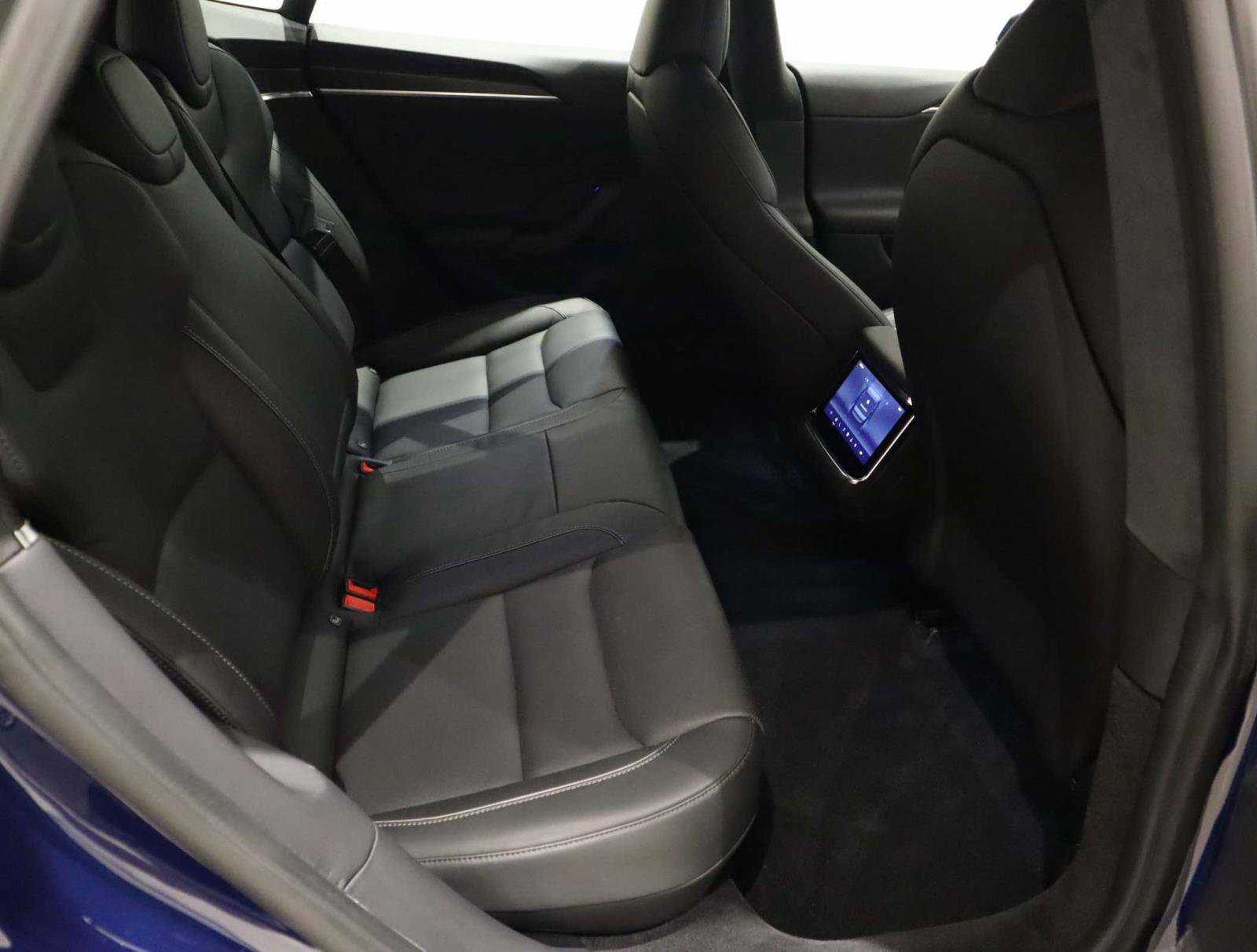 Used 2021 Tesla Model S Plaid image 14