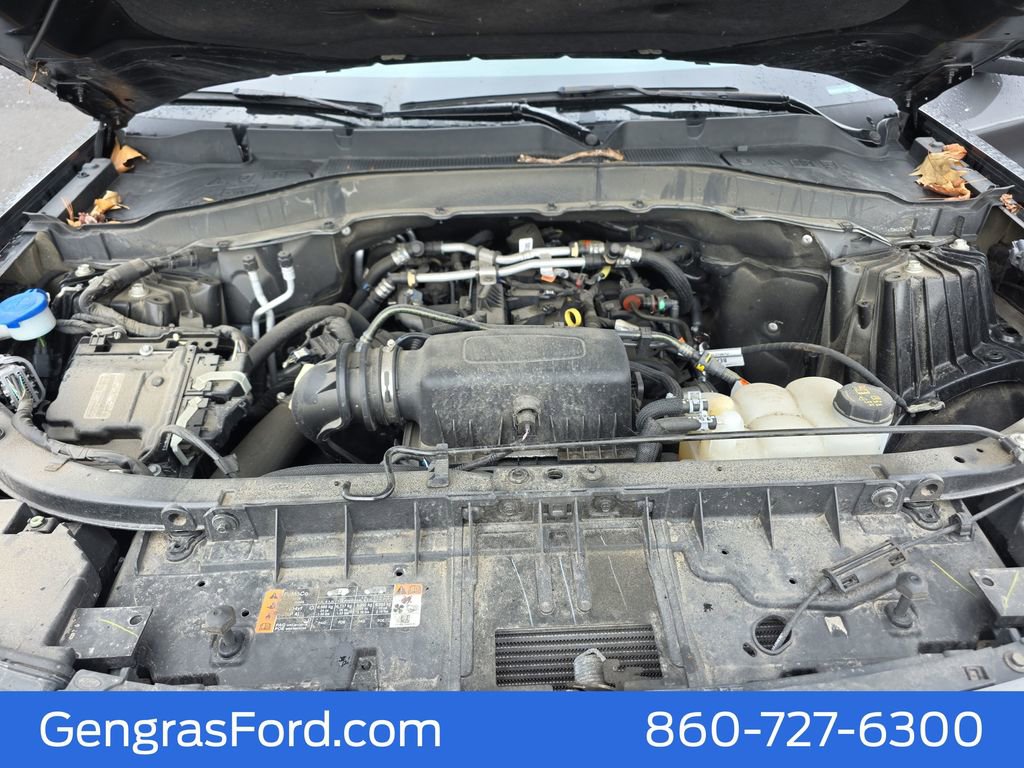 Used 2023 Ford Explorer XLT w/ Equipment Group 202A AWD/4WD image 35