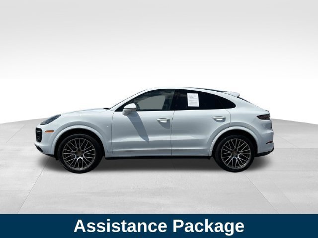 Used 2022 Porsche Cayenne S AWD/4WD image 2