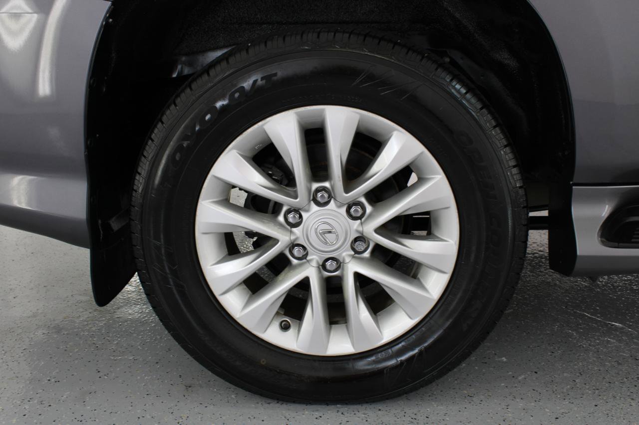 Used 2015 Lexus GX 460 w/ Premium Package AWD/4WD image 87