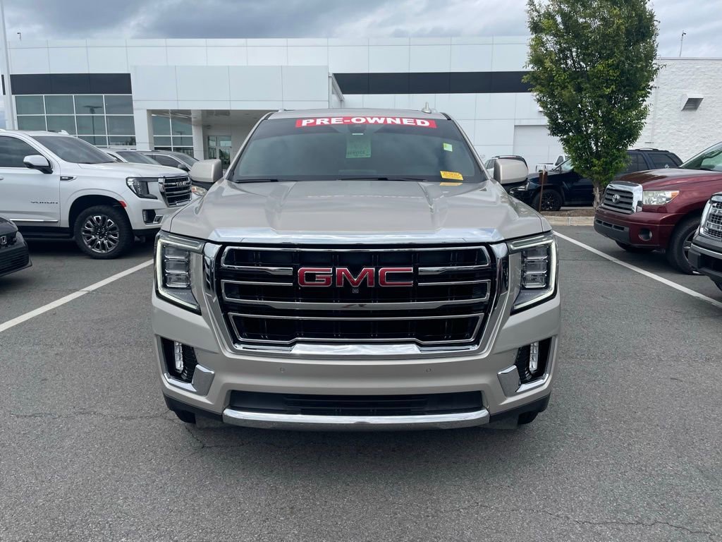 Used 2021 GMC Yukon XL SLT w/ SLT Premium Package image 2