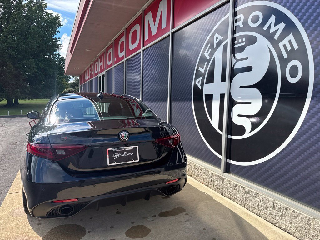 Used 2020 Alfa Romeo Giulia Ti Sport AWD/4WD image 12