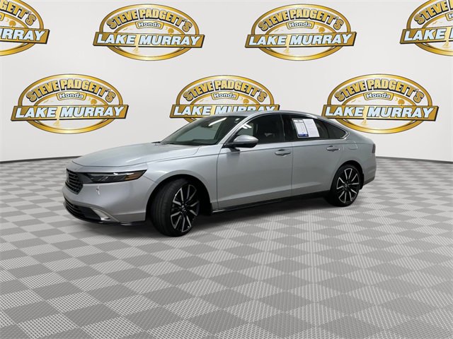Used 2024 Honda Accord Touring image 7