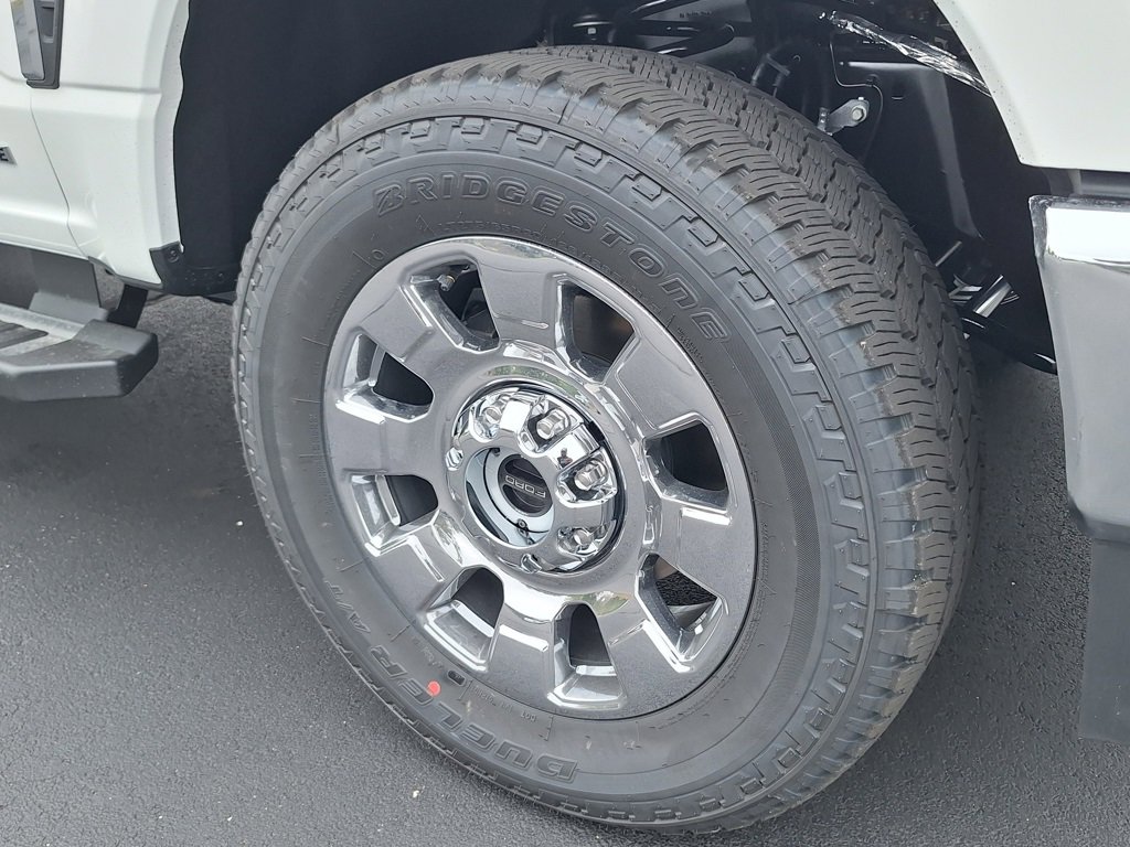 New 2026 Ford F350 Lariat w/ Lariat Premium Package image 24