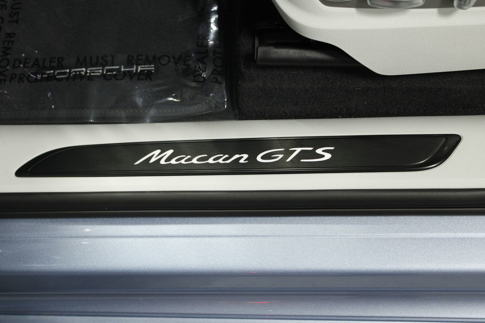 New 2026 Porsche Macan GTS AWD/4WD image 33
