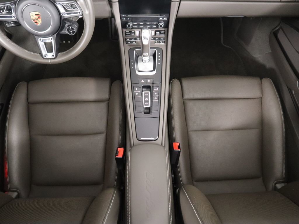 Used 2017 Porsche 911 Turbo image 24