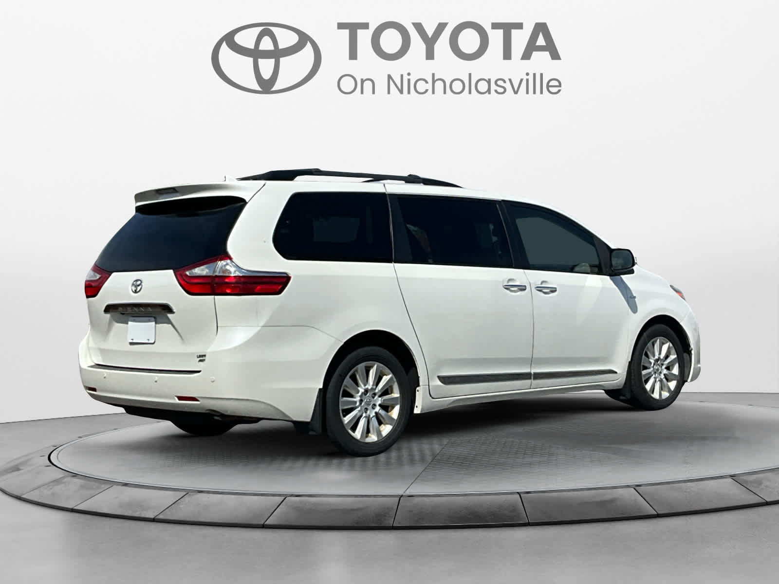 Used 2016 Toyota Sienna Limited Premium w/ Protection Package AWD/4WD image 5