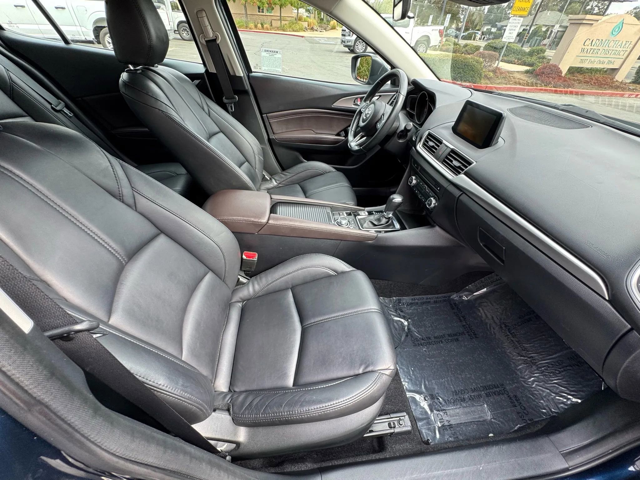 Used 2018 MAZDA MAZDA3 Touring image 13