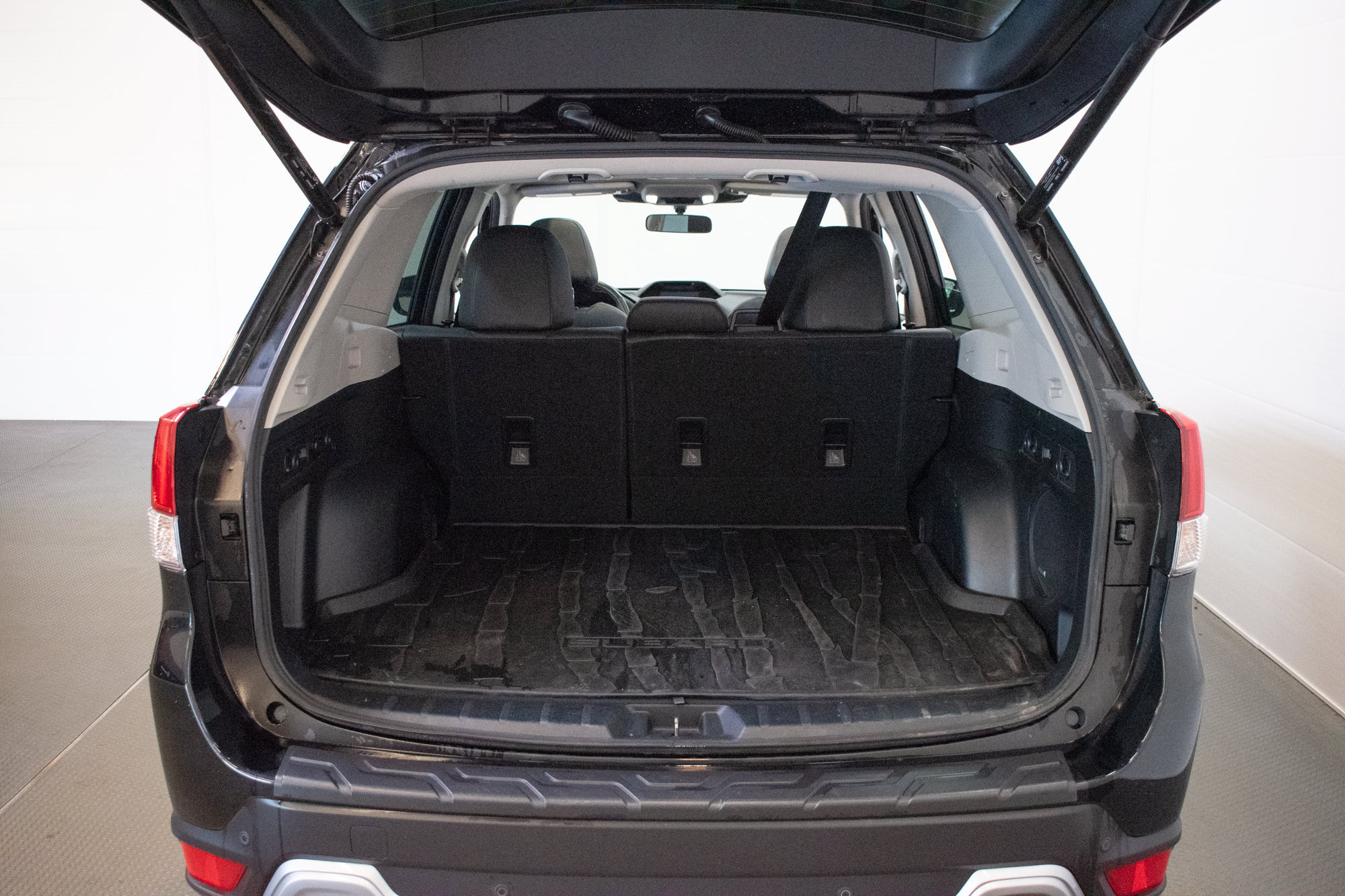 Certified 2023 Subaru Forester Touring AWD/4WD image 24