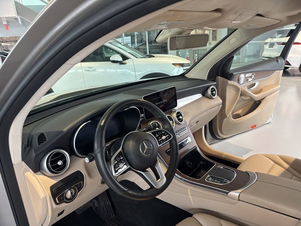 Used 2020 Mercedes-Benz GLC 300 4MATIC image 17