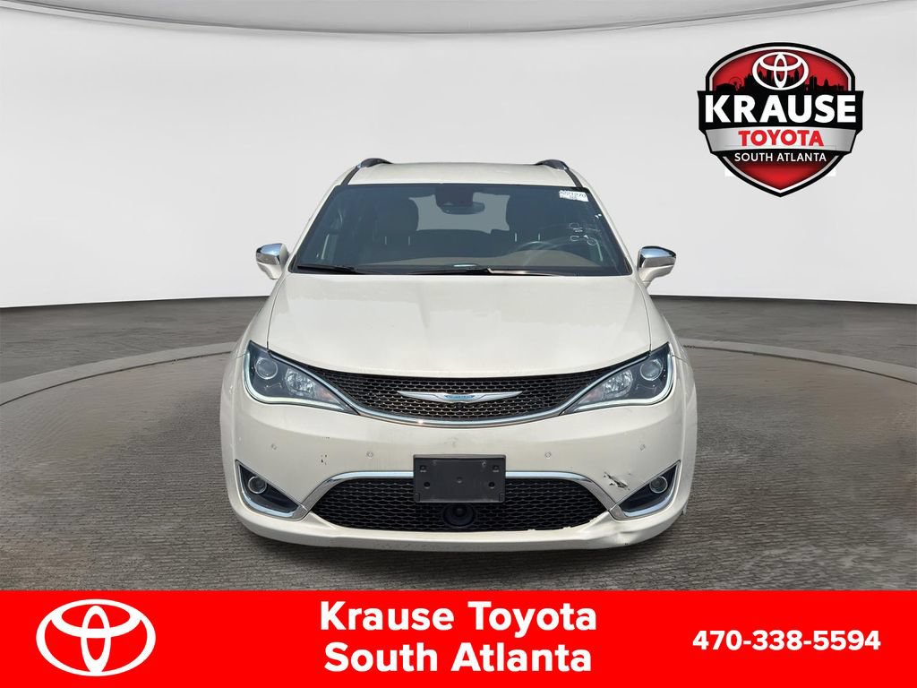 Used 2020 Chrysler Pacifica Limited w/ Advanced Safetytec Group FWD image 2