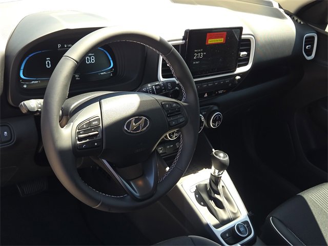 New 2025 Hyundai Venue Limited image 13