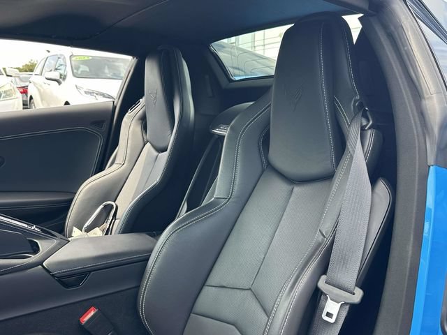 Used 2021 Chevrolet Corvette Stingray Convertible w/ 1LT RWD image 17