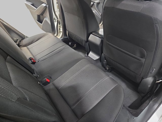 Used 2022 Subaru Impreza Premium image 12