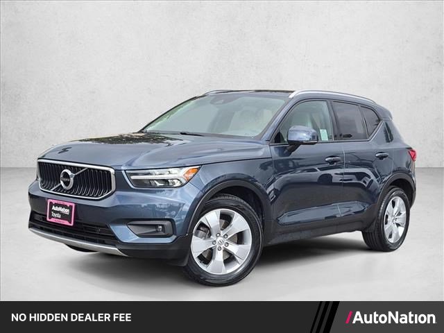Used 2021 Volvo XC40 T5 Momentum w/ Protection Package Premier