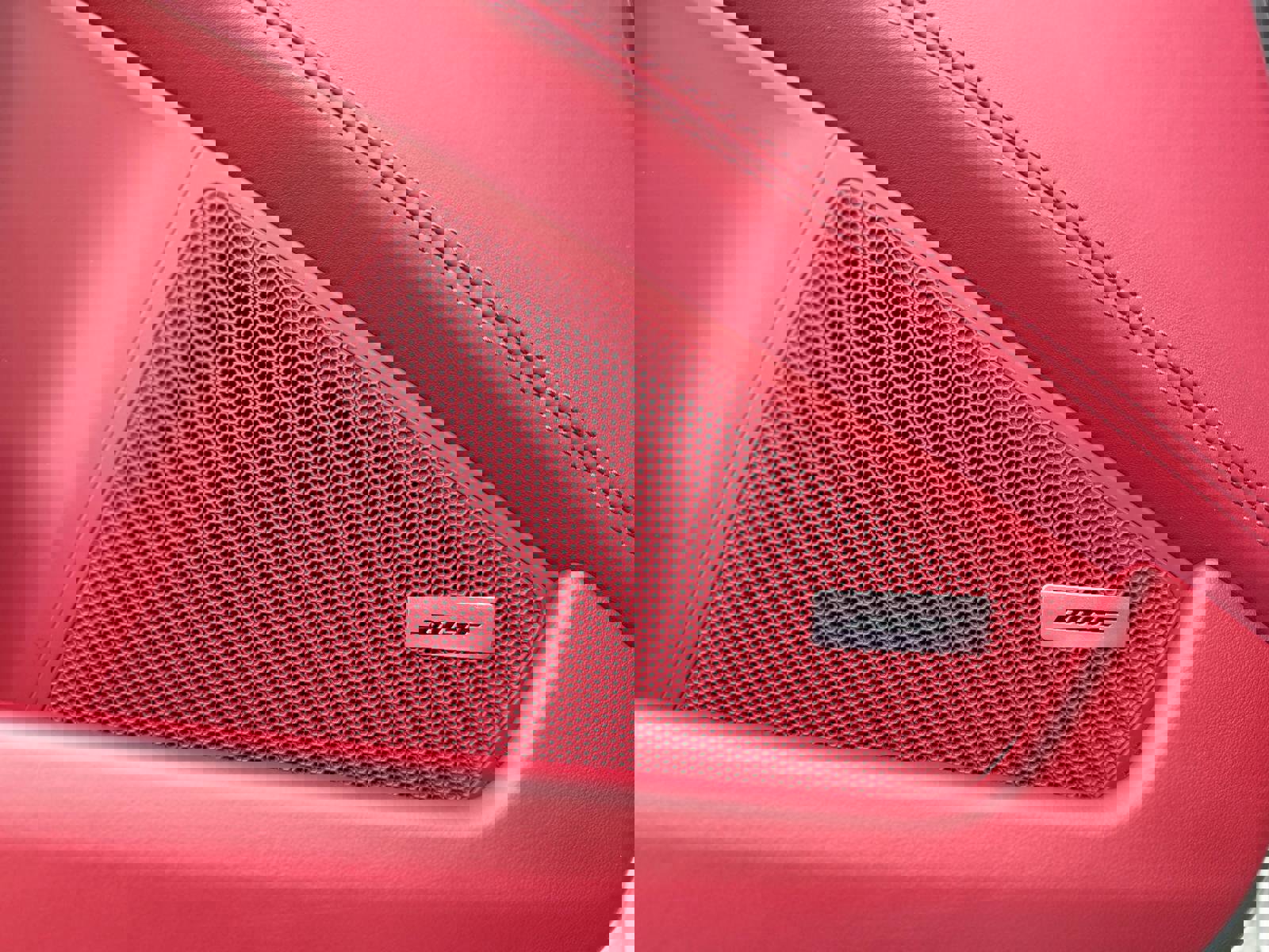 Used 2024 Porsche 911 Carrera 4S image 32