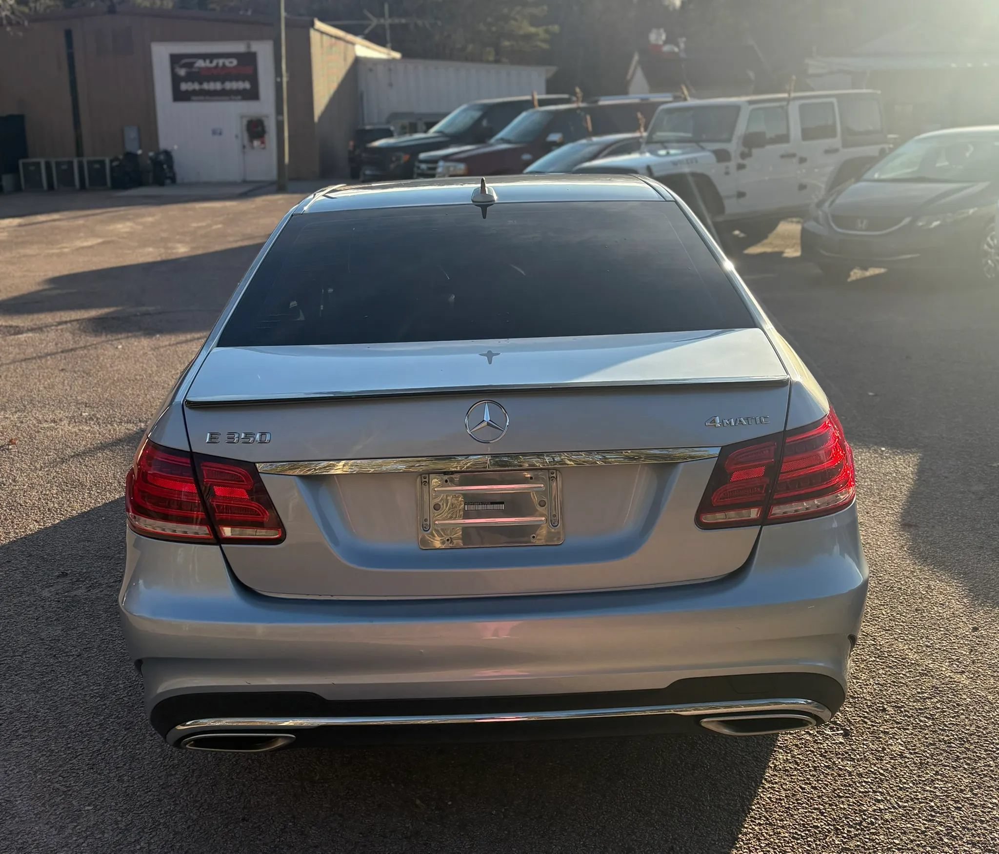 Used 2015 Mercedes-Benz E 350 4MATIC Sedan image 3