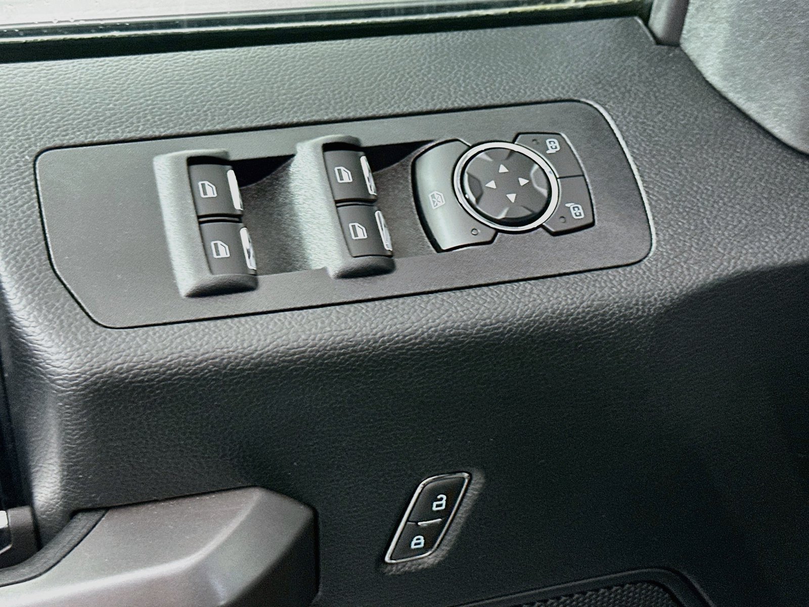 Used 2020 Ford F150 XLT w/ Equipment Group 301A Mid AWD/4WD image 17