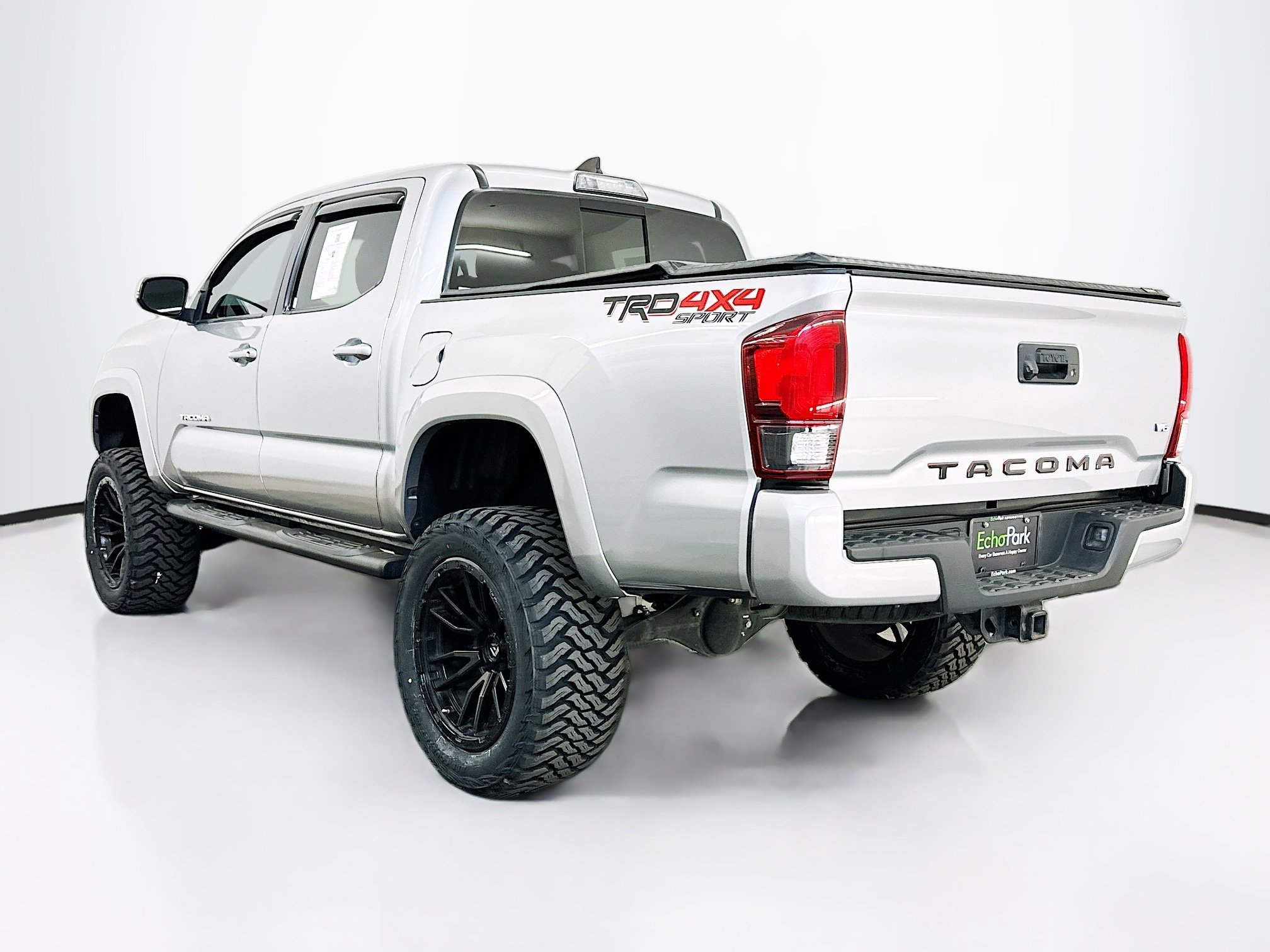 Used 2019 Toyota Tacoma TRD Sport image 5