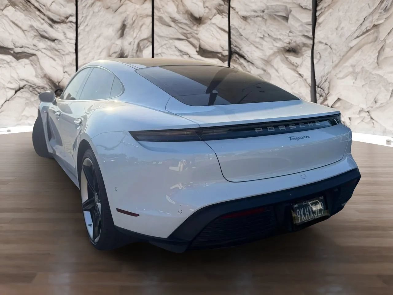 Used 2023 Porsche Taycan RWD image 5
