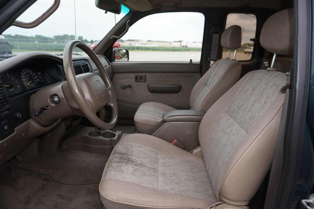 Used 1998 Toyota Tacoma PreRunner RWD image 19