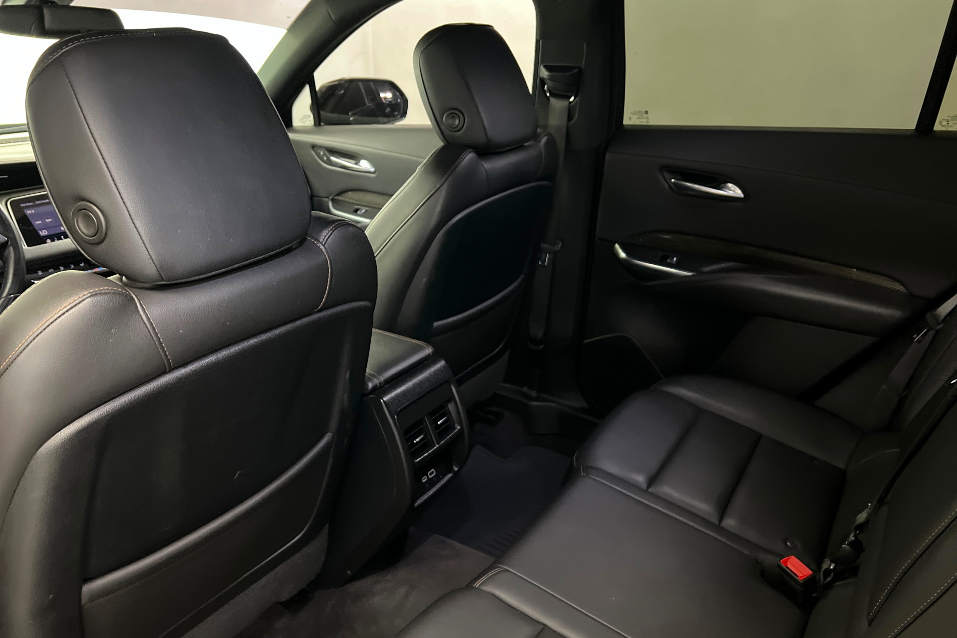 Used 2019 Cadillac XT4 Sport FWD image 21