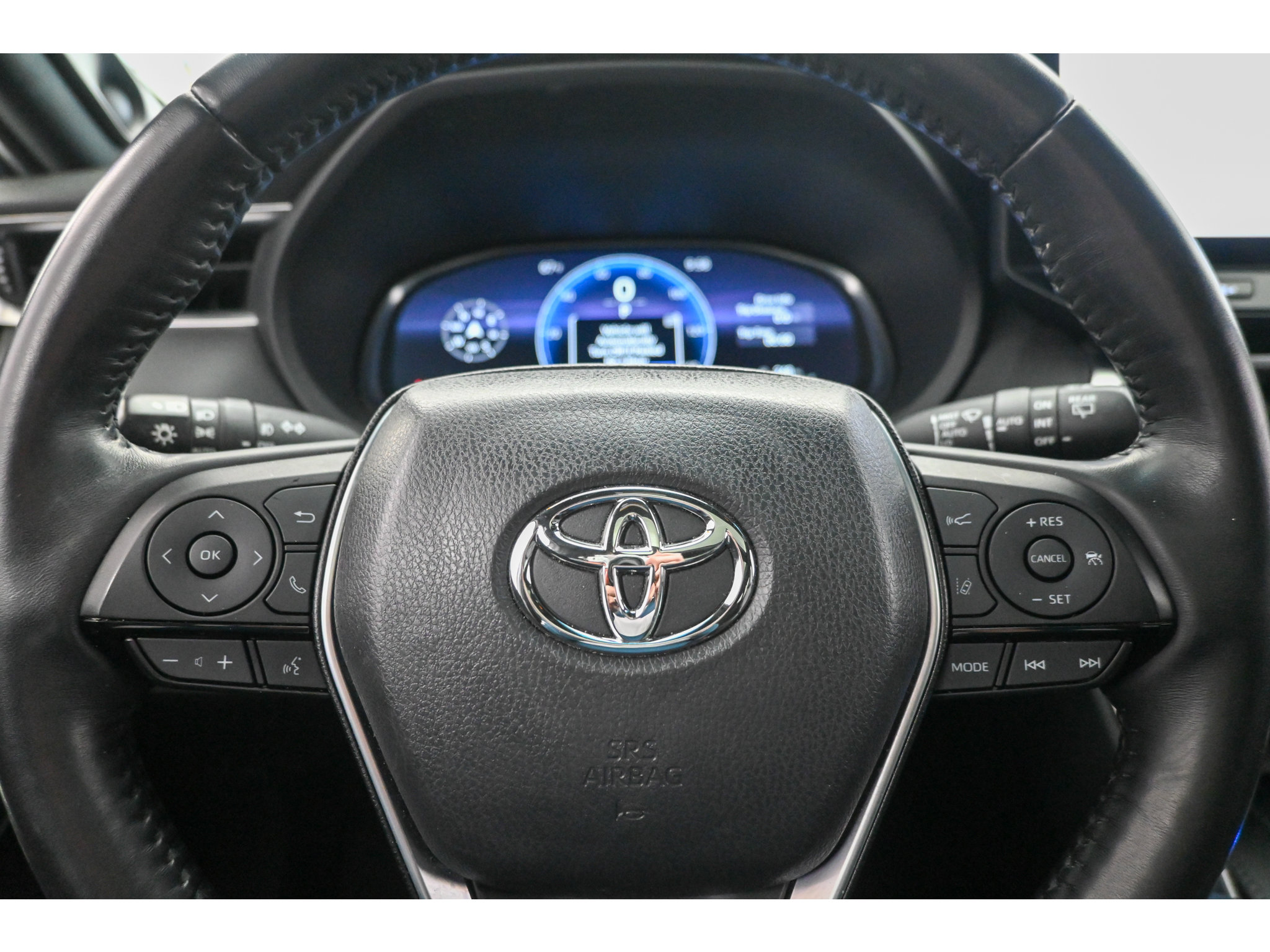 Used 2023 Toyota Venza Limited AWD/4WD image 14