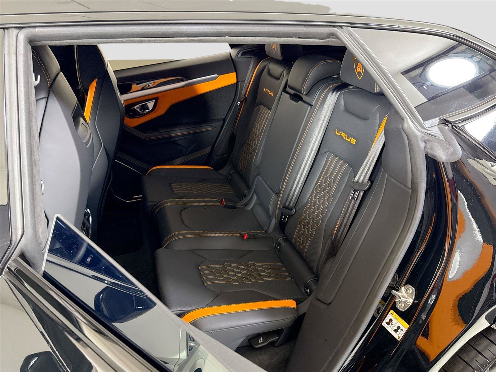 Used 2024 Lamborghini Urus S AWD/4WD image 24