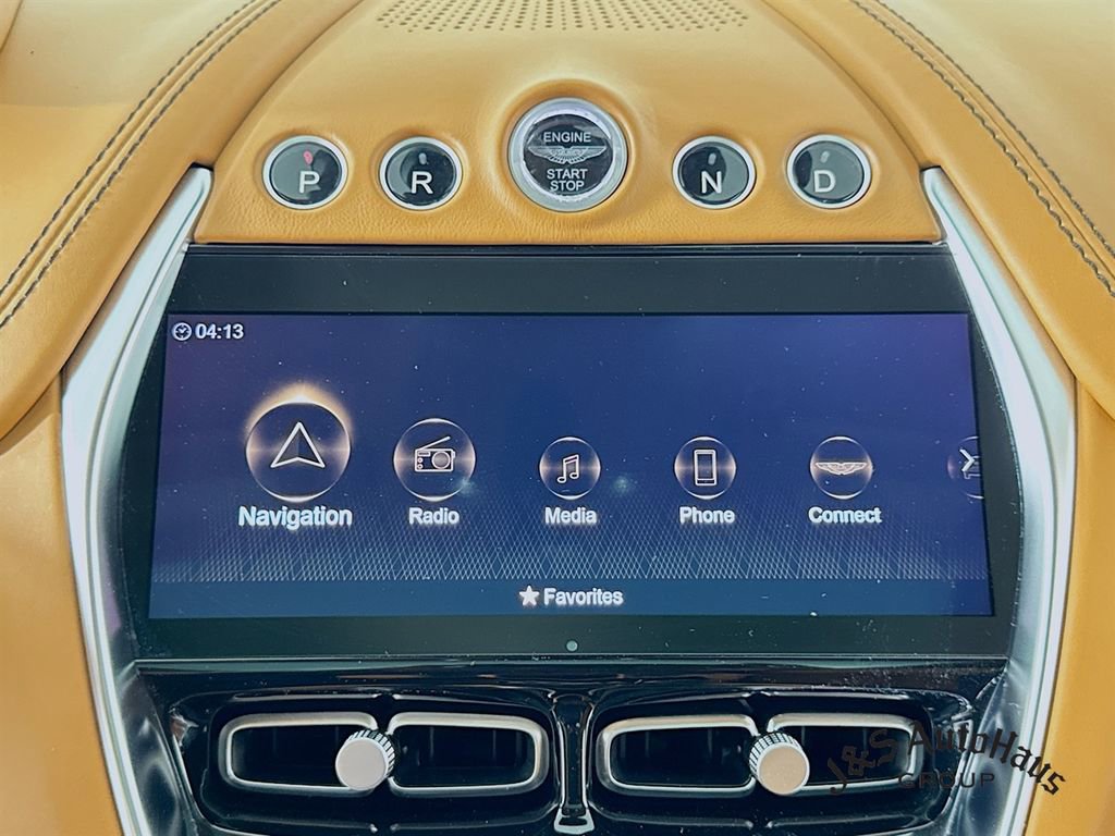 Used 2022 Aston Martin DBX AWD/4WD image 18