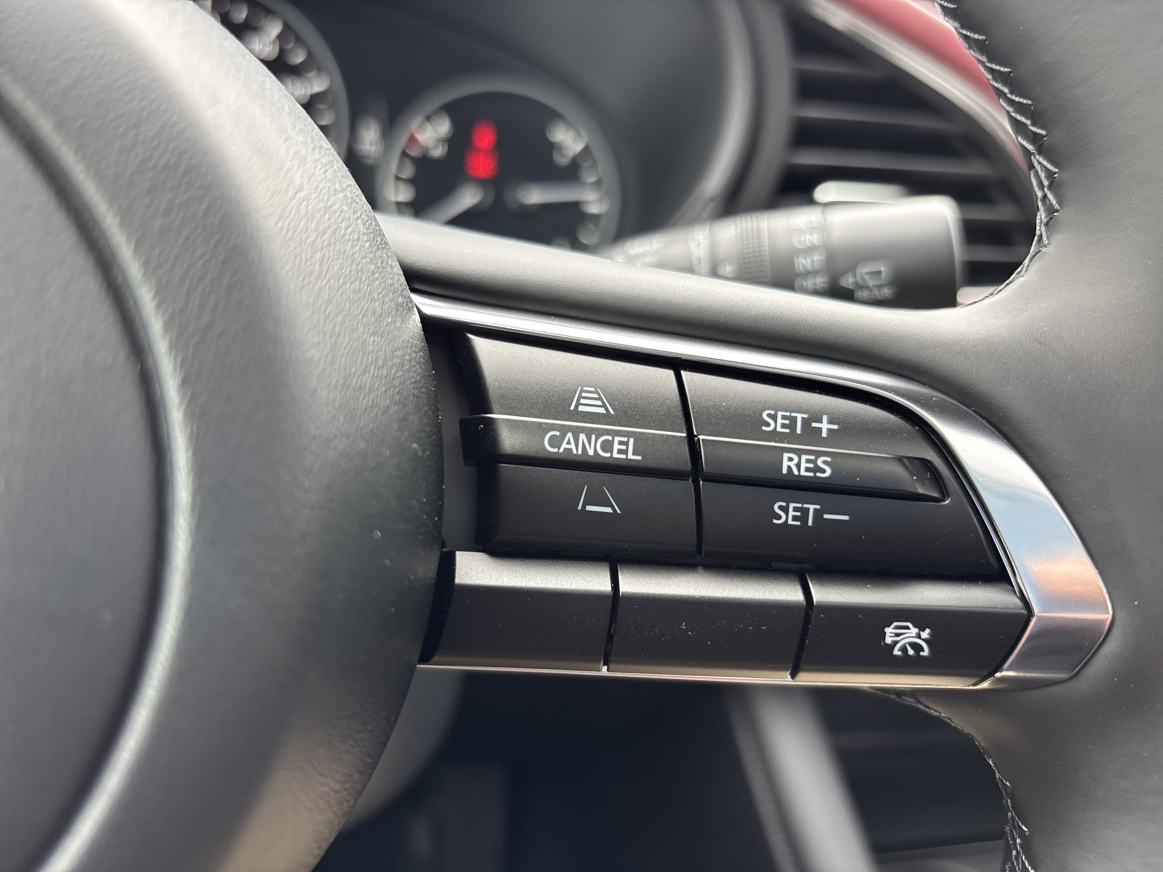New 2026 MAZDA MAZDA3 2.5 S Hatchback w/ Premium Pkg FWD image 25