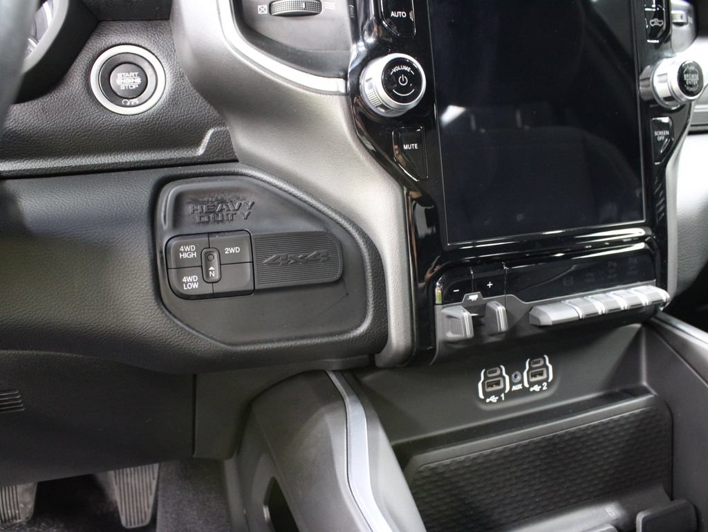 Used 2024 RAM 2500 Big Horn w/ Night Edition AWD/4WD image 57