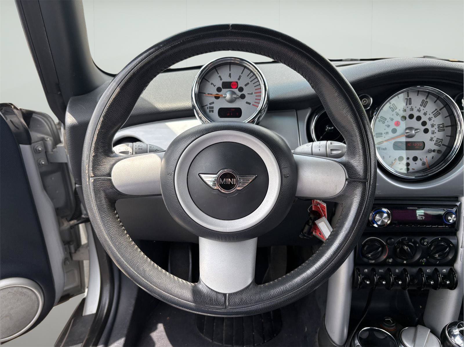 Used 2005 MINI Cooper Convertible FWD image 19