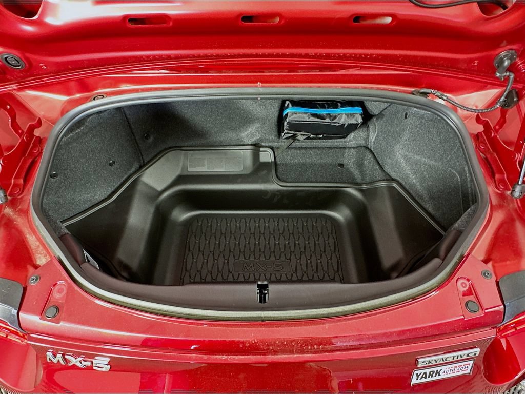 New 2026 MAZDA MX-5 Miata Grand Touring w/ Appearance Package RWD image 31
