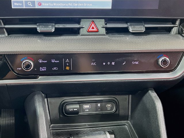 Certified 2024 Kia Sportage SX FWD image 16