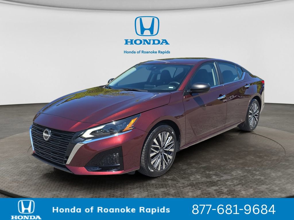 Used 2024 Nissan Altima 2.5 SV